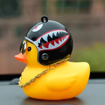 Lucky Duck Societatea Mașină Frumoasă Ornament Creative De Bord Auto Jucării Cu Casca Si Lant Accesorii Auto Interior Para Autos
